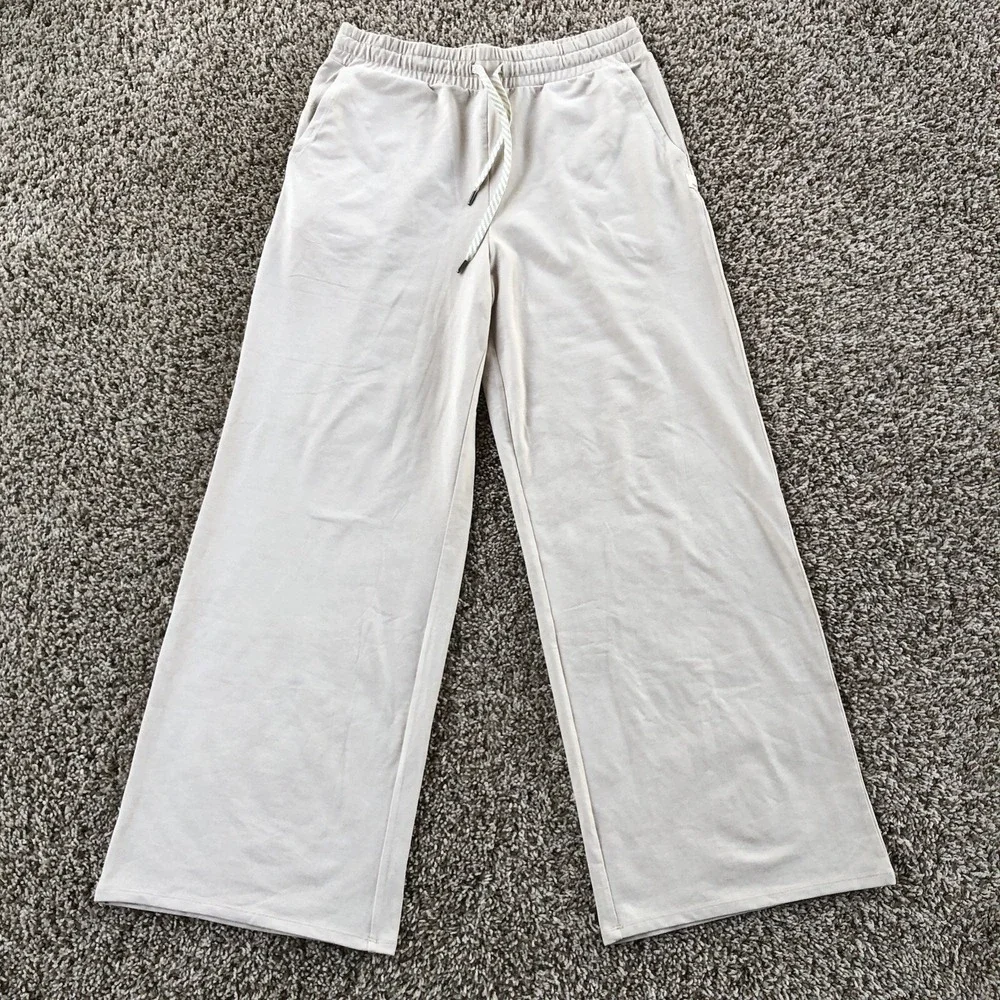 Vuori Halo Essential Wide Leg Pants Womens Size Medium Ecru Heather Colorway EUC